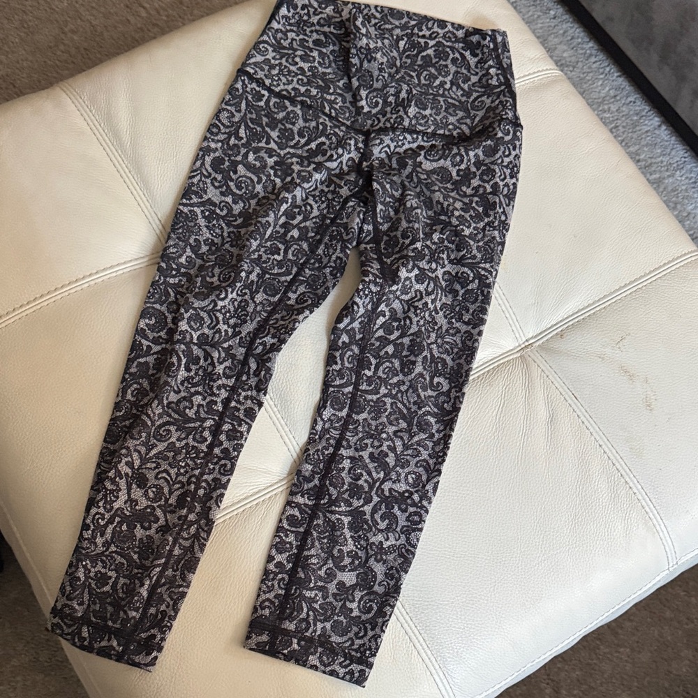 Lululemon Align lace pattern leggings
